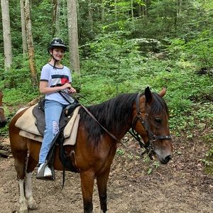 Meet your Posher, Rachel